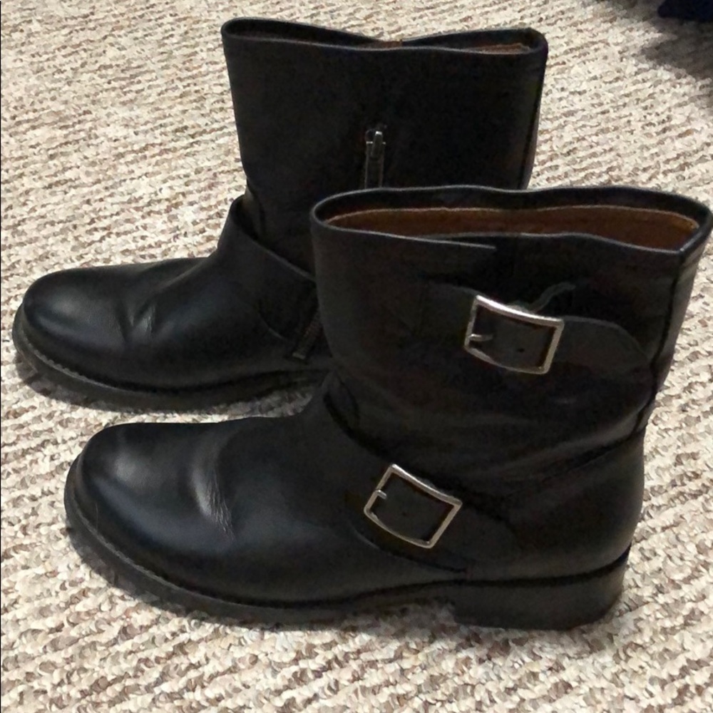 Frye Vicky Engineer women’s boots